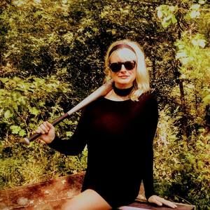 Meet your Posher, Anna